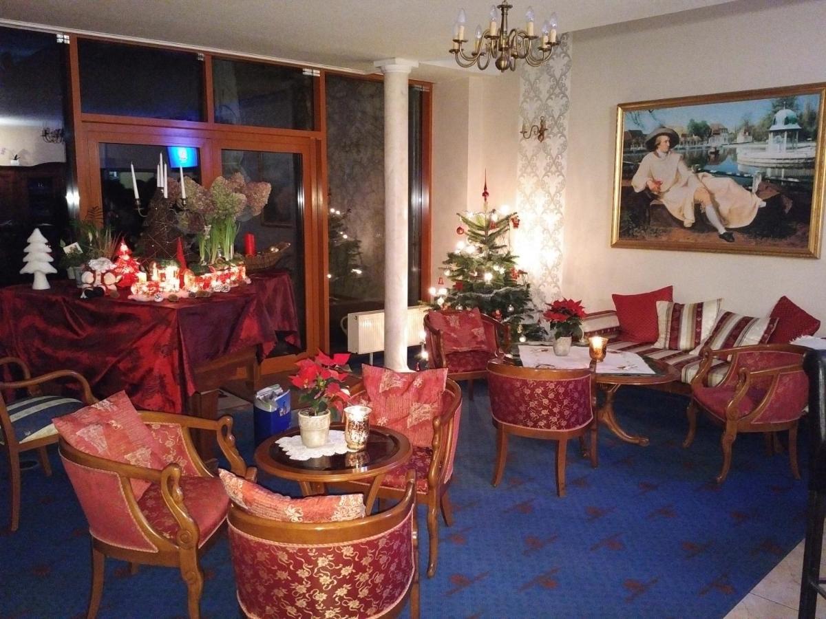 Kurpark Hotel Bad Lauchstaedt Екстер'єр фото