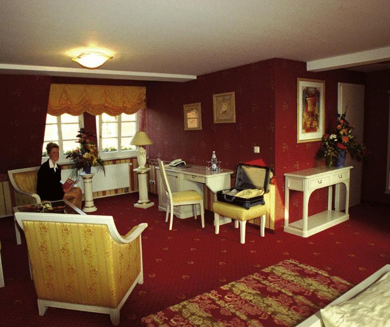 Kurpark Hotel Bad Lauchstaedt Екстер'єр фото